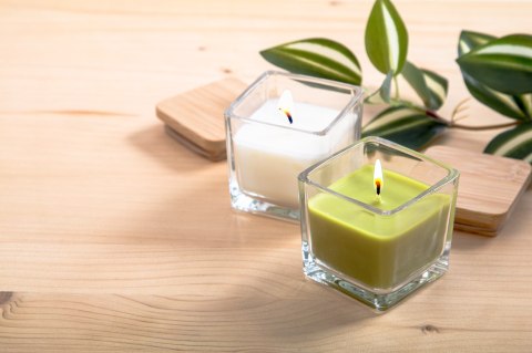 Świeca, zielone jabłuszko