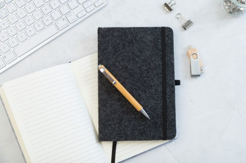 Notes z okładką z filcu RPET