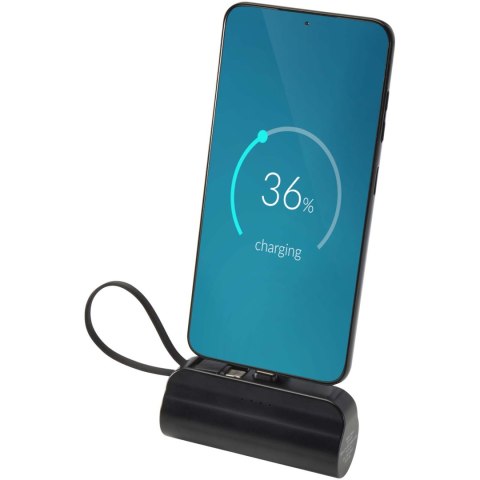 Alnair powerbank o pojemności 5000 mAh i mocy 10 W, wykonany z tworzyw sztucznych pochodzących z recyklingu, z wbudow