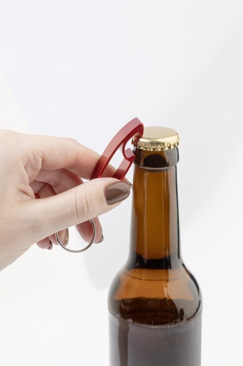 Brelok z otwieraczem do butelek