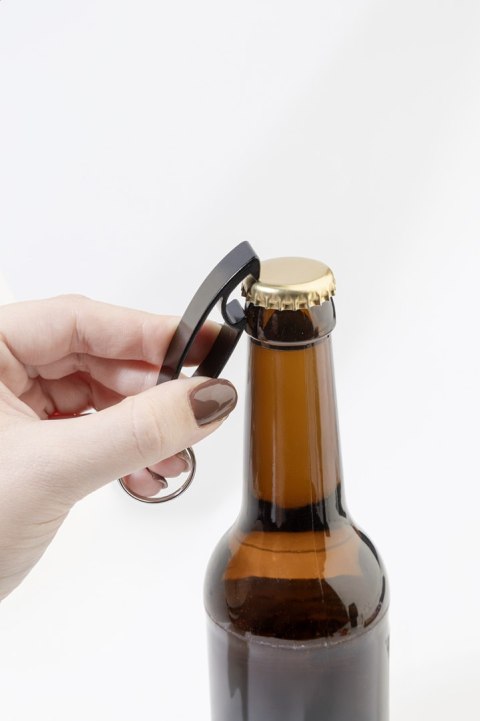 Brelok z otwieraczem do butelek