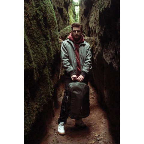 Bobby Explore plecak chroniący przed kieszonkowcami