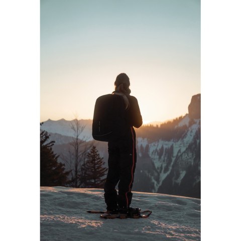 Bobby Explore plecak chroniący przed kieszonkowcami