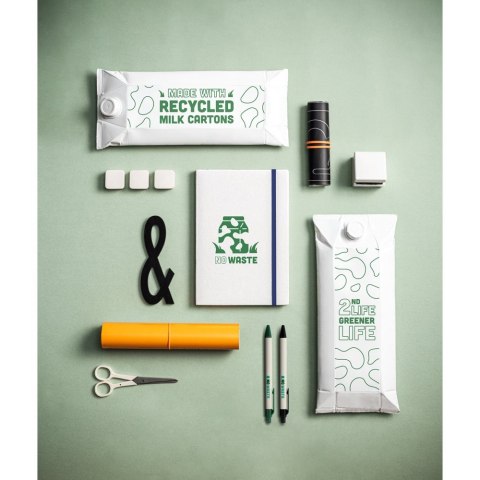 MILKY. Notatnik A5 wykonany z kartonów po mleku pochodzących z recyklingu