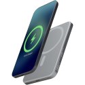 Powerbank Avis 5000 mAh z recyklingowanego aluminium posiadającego certyfikację RCS, z wbudowanym magnesem metaliczny