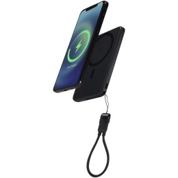 Powerbank SMART o pojemności 5000 mAh, wykonany z tworzywa sztucznego pochodzącego z recyklingu, ze smyczą na szyję cz