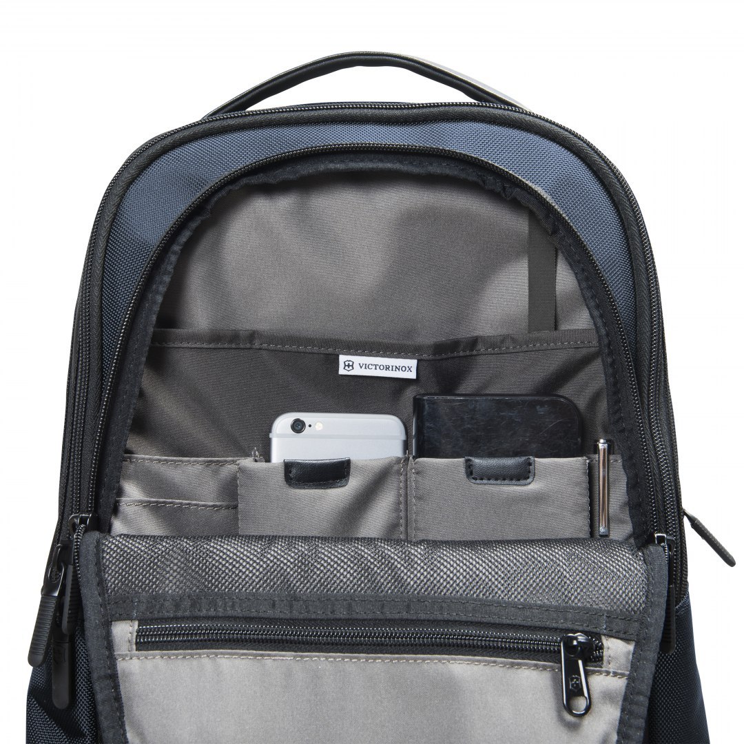Kompaktowy plecak na laptopa kolor granatowy