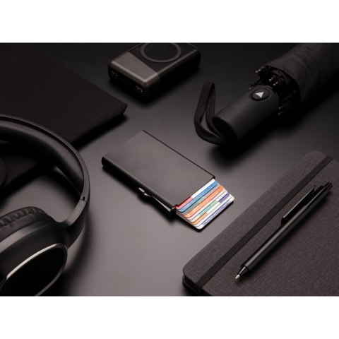 Etui na karty kredytowe, ochrona RFID