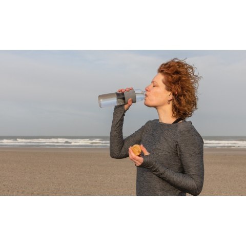 Szklana butelka 750 ml w pokrowcu