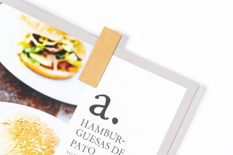 Zakładka magnetyczna