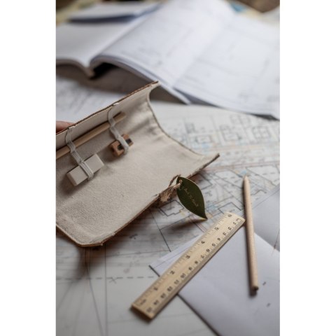 Zestaw szkolny, piórnik, ołówek, długopis, linijka, gumka i temperówka | Clark